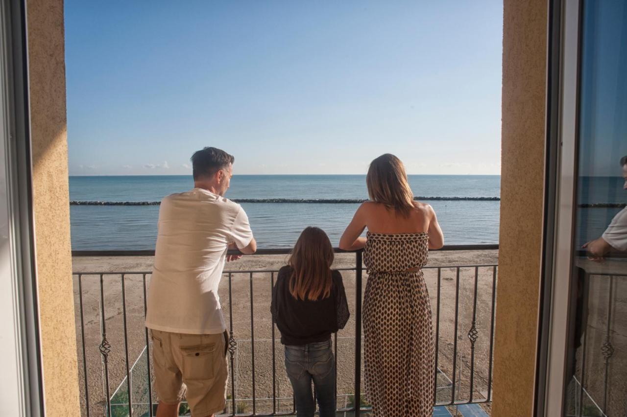 Hotel Teti Bellaria-Igea Marina Exterior foto